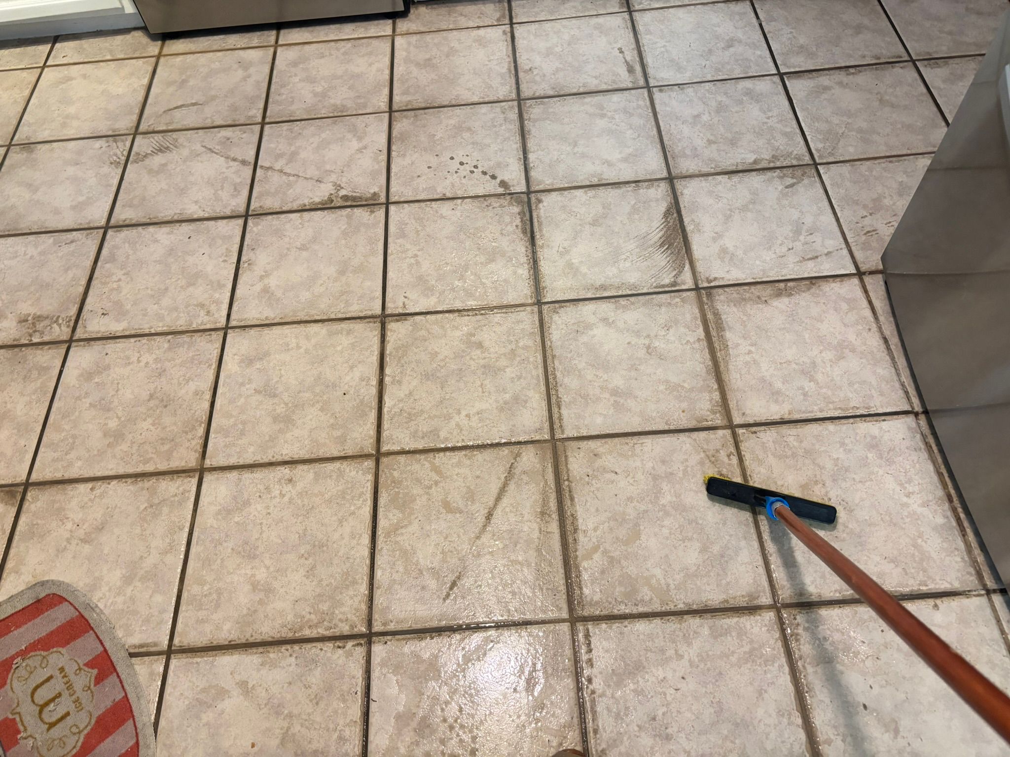 Bathroom tile cleaning in El Paso TX – professional shower and bathroom floor tile and grout cleaning