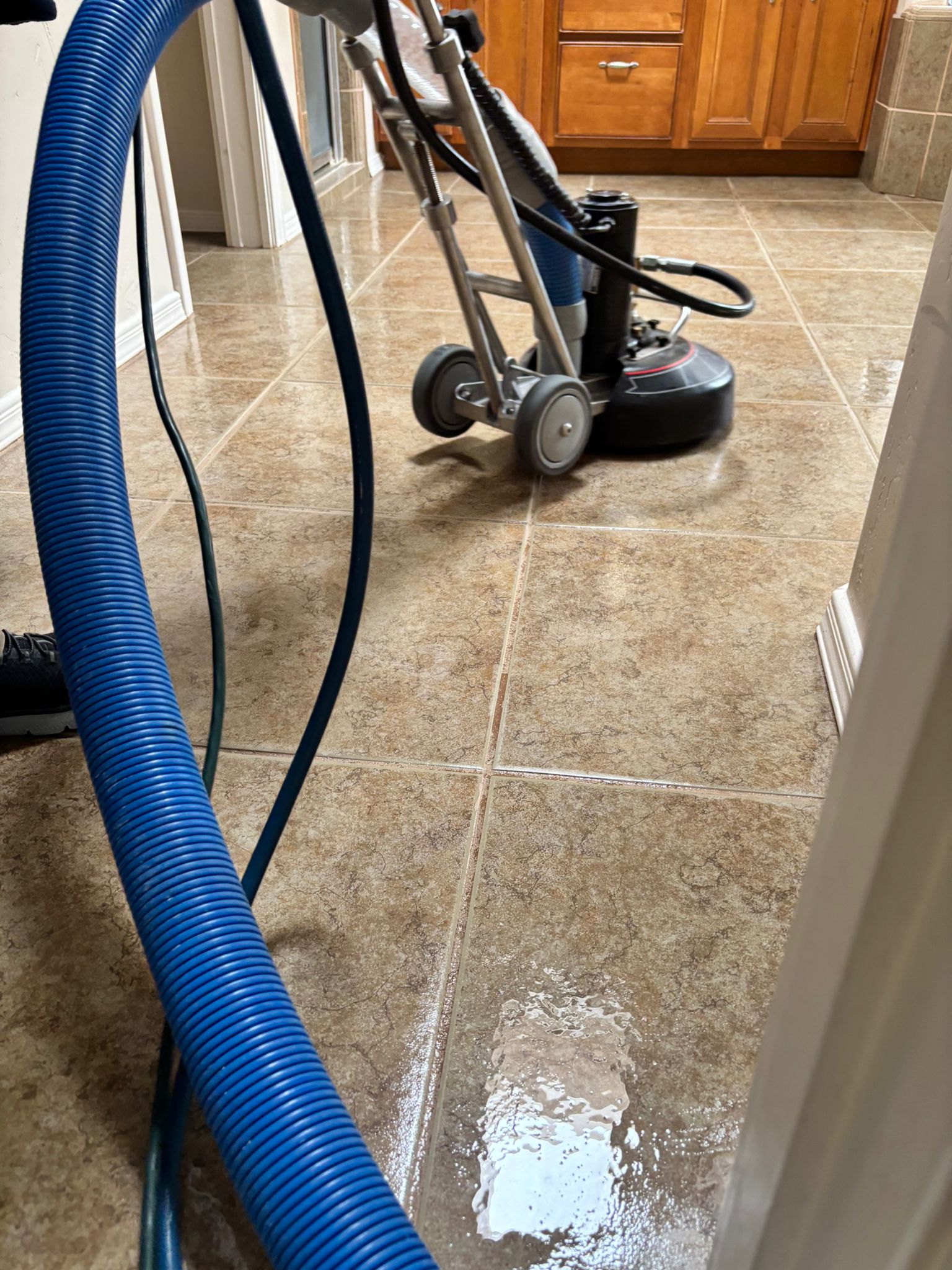 Grout cleaning service in El Paso TX – deep grout line restoration and tile cleaning by Aggie Carpet Cleaning